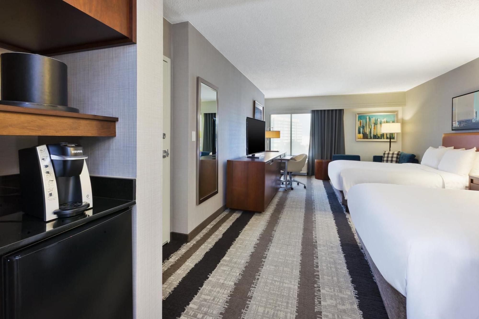 Crowne Plaza Dulles Airport By Ihg Hotel 4*