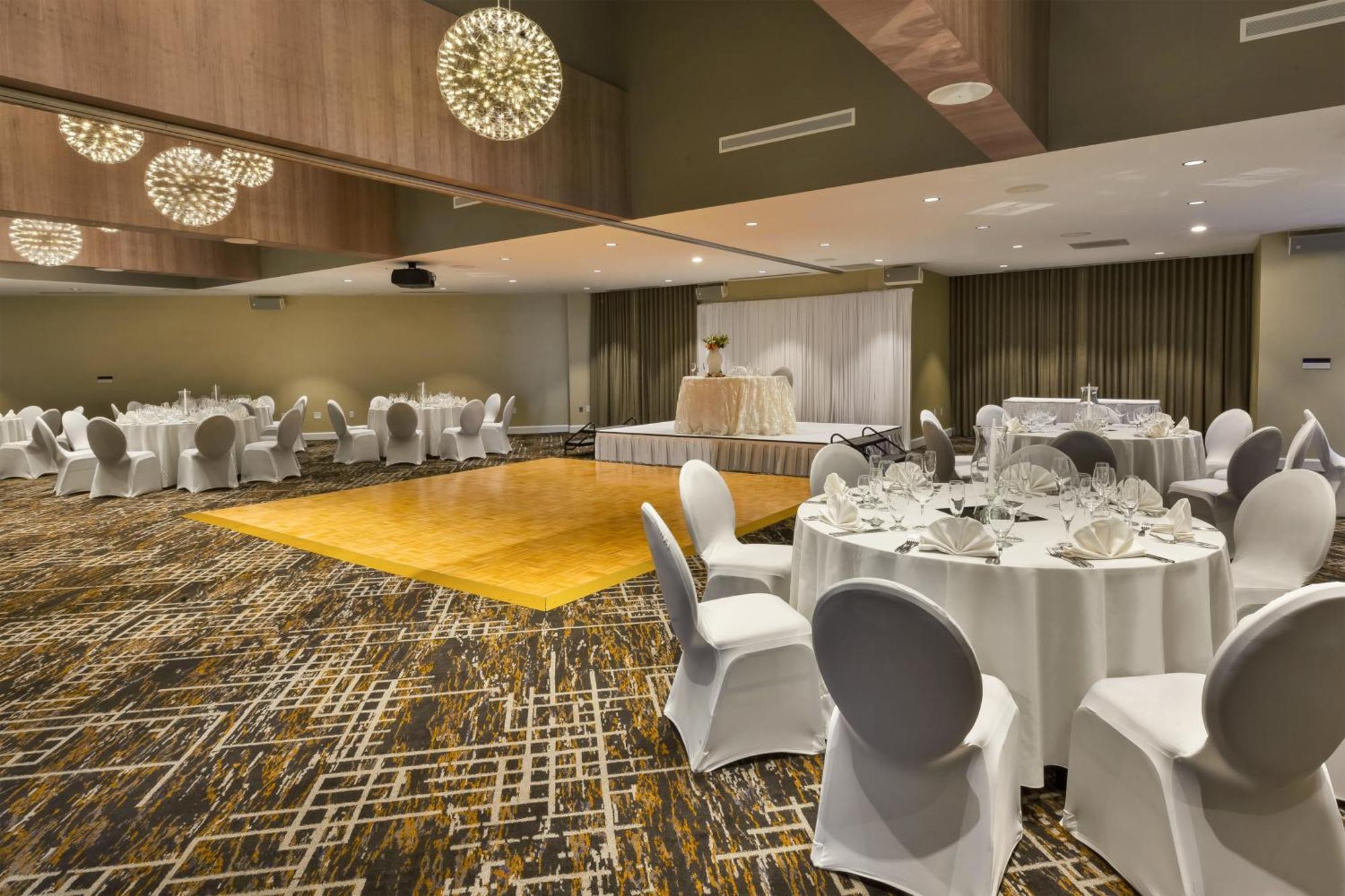 Crowne Plaza Dulles Airport By Ihg Hotel Herndon