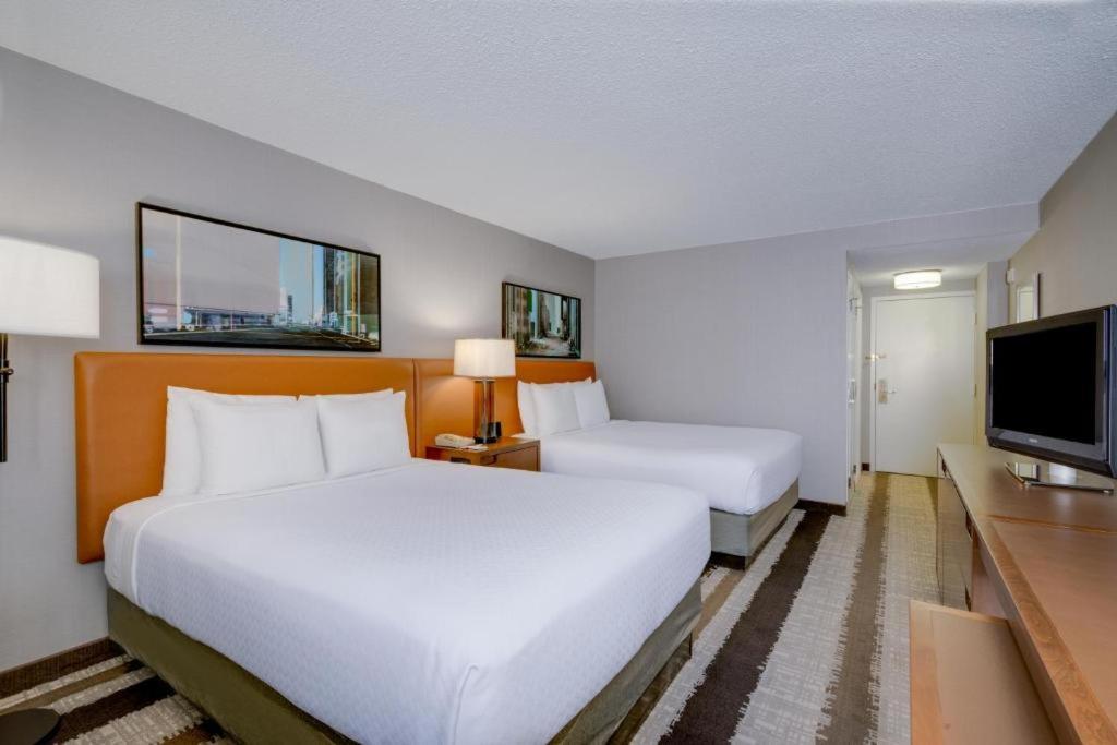 Crowne Plaza Dulles Airport By Ihg Hotel 4*