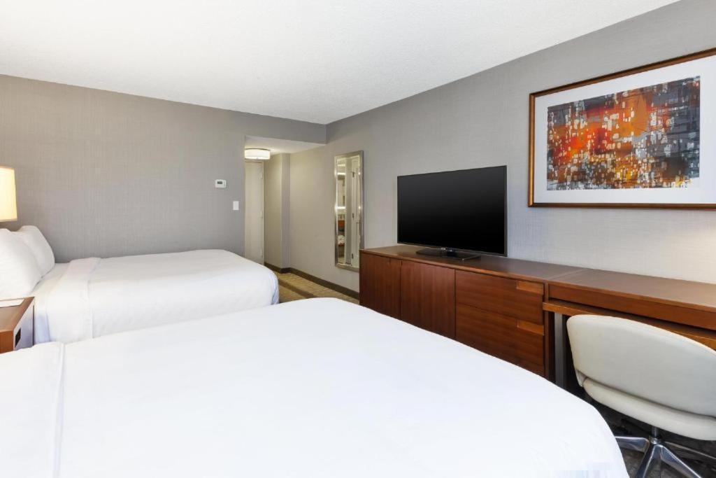 Hotel Crowne Plaza Dulles Airport By Ihg 4*